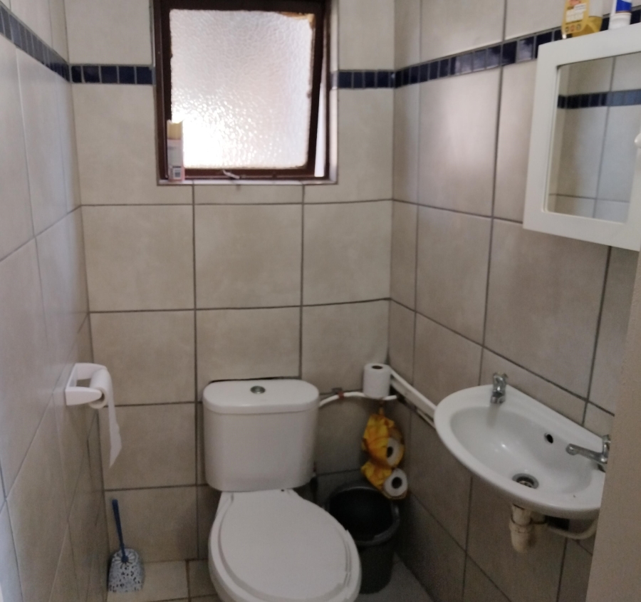 3 Bedroom Property for Sale in Van Riebeeck Hoogte Eastern Cape